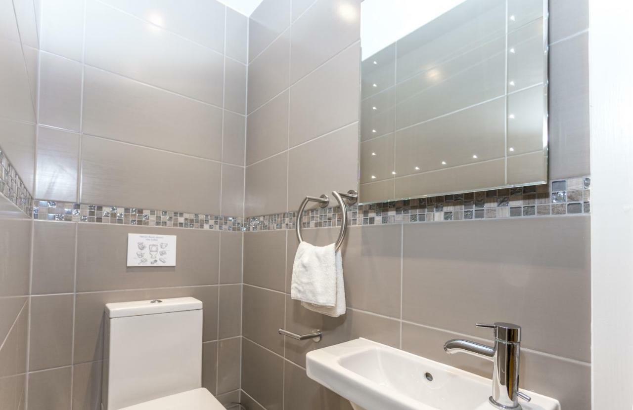 The Sweet Mews - Large 4Bdr Home لندن المظهر الخارجي الصورة