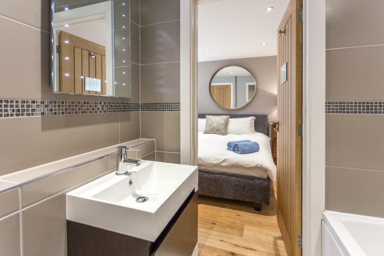 The Sweet Mews - Large 4Bdr Home لندن المظهر الخارجي الصورة